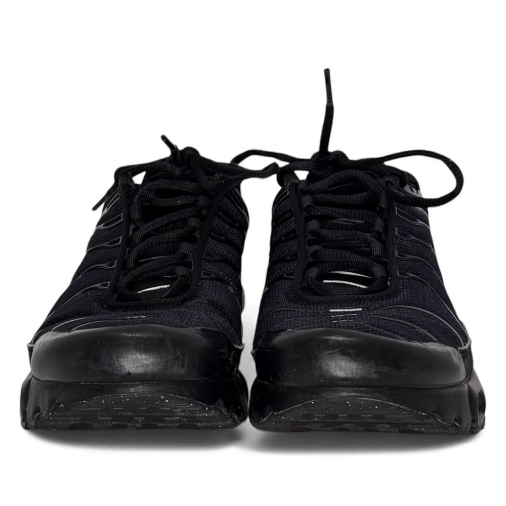 Nike Air Max Plus TN Triple Black Big Kids' Shoes (Youth: 6Y/ Women’s: 7)